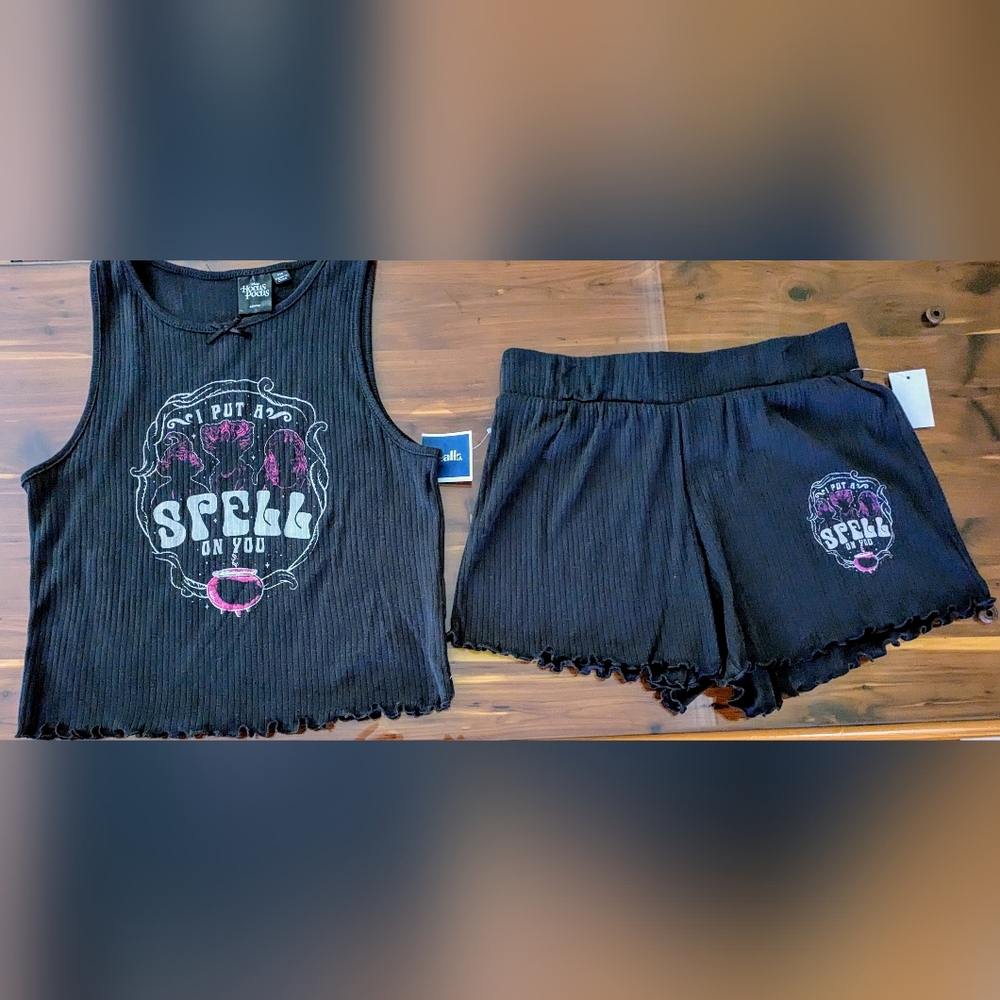 Disney Hocus Pocus Women's Sleepwear Set Size Small Graphic Tank and Shorts Set